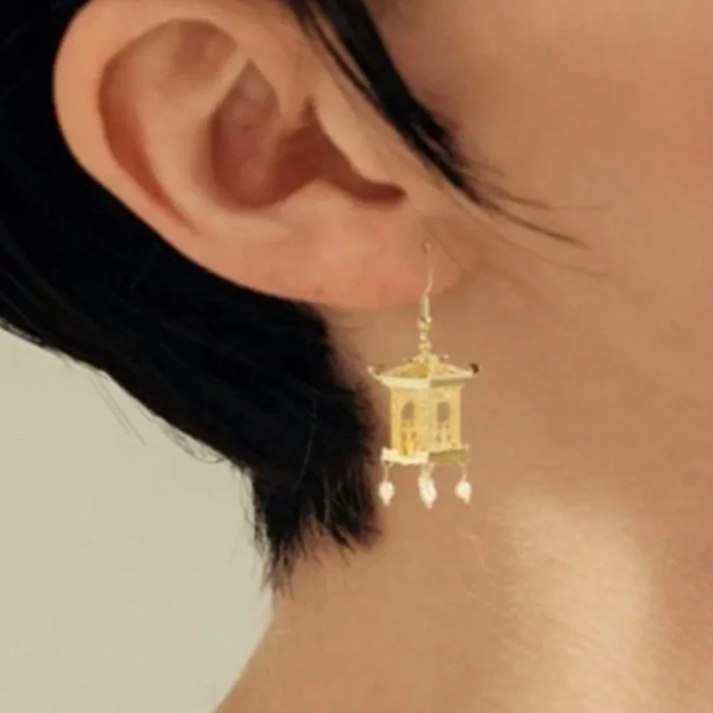 ❤️ FREE Pagoda Tower Pearl Drop Peasant Hipster Hippie Art Boho Fun Earrings